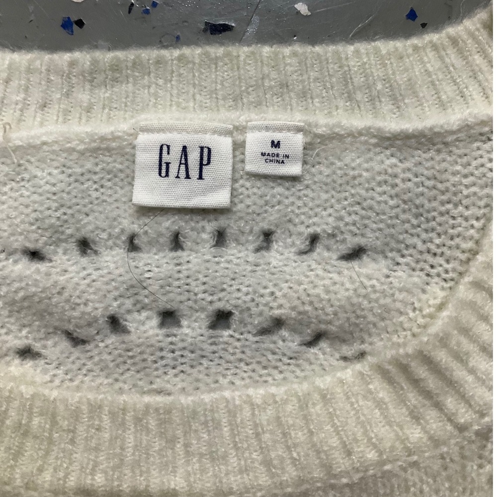 GAP Women Ivory Pointelle Knit Crew Neck Sweater Size M‎ Long Sleeve Eyelet Soft - Picture 6 of 8
